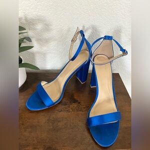 Blue strap heels